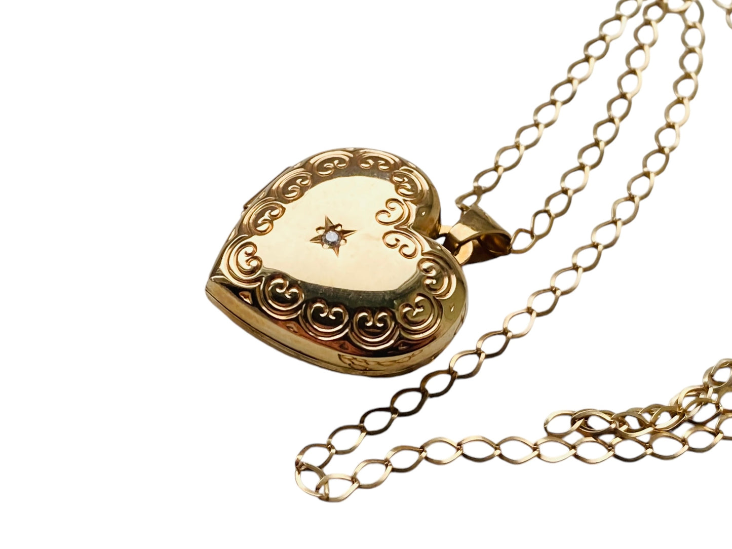 9ct Gold Locket Pendant With Necklace