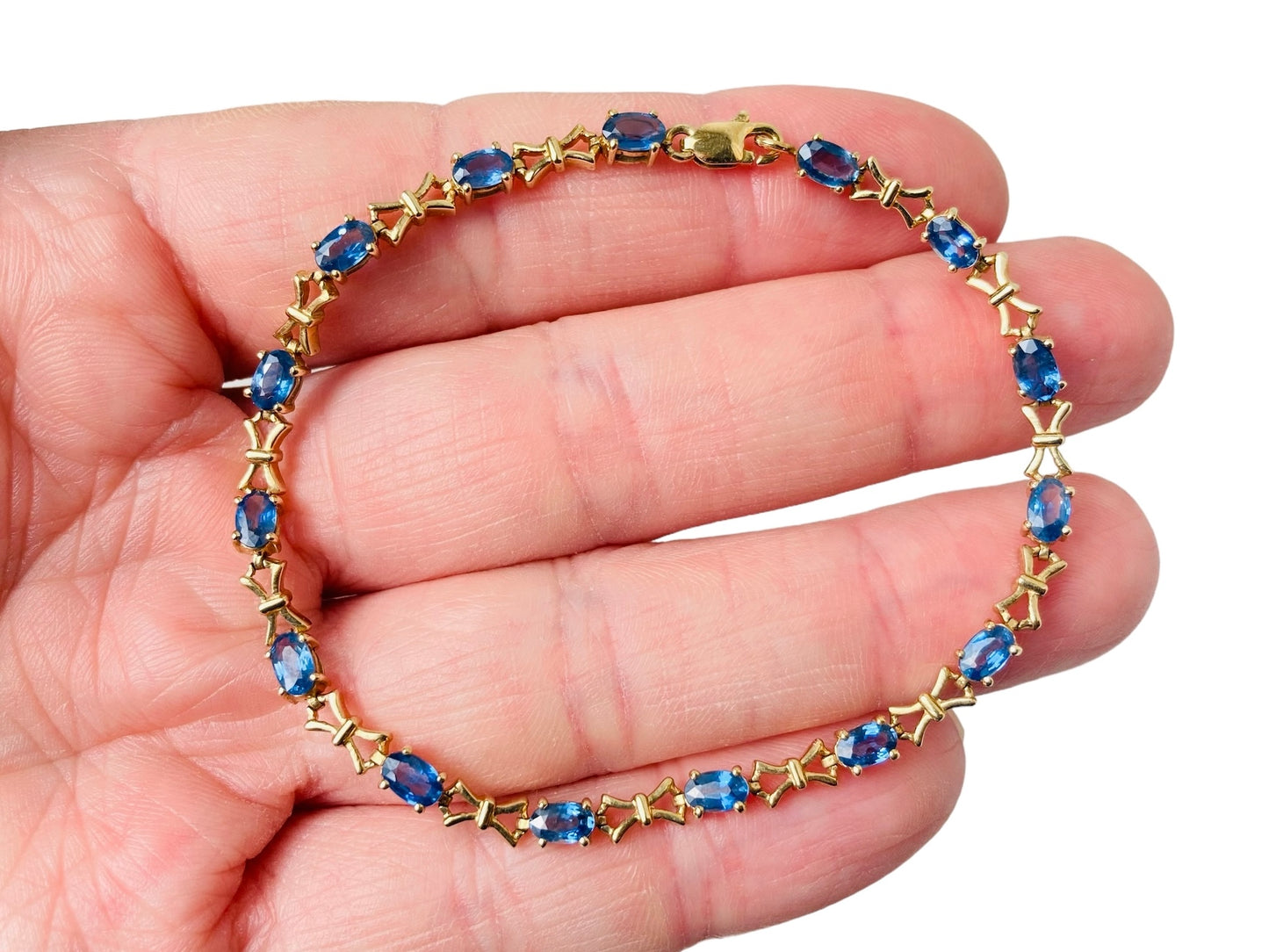 9ct Gold Sapphire Bracelet