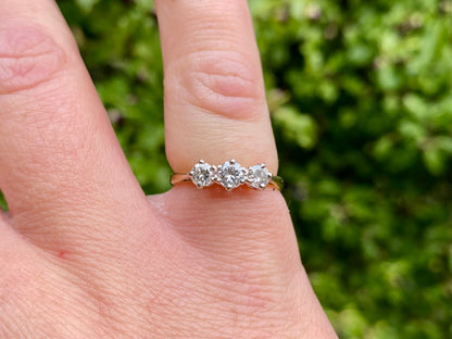 Vintage 18ct Gold Three-Stone Diamond Ring