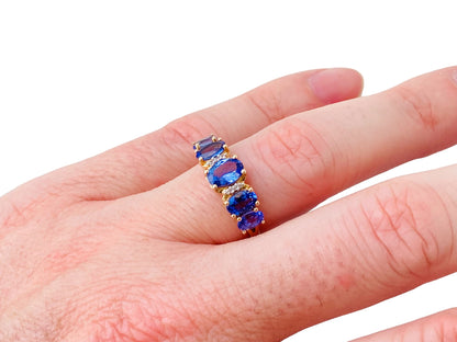 9ct Gold Tanzanite & White Sapphire Ring