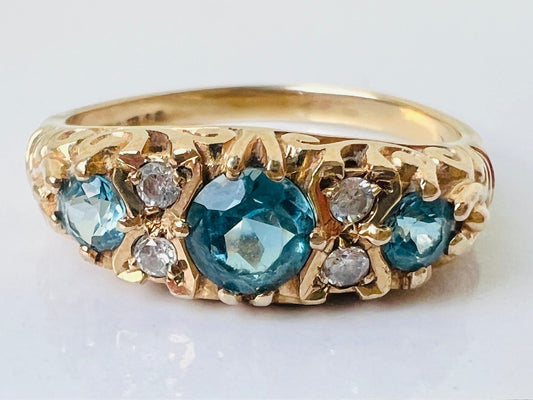 Vintage 9ct Gold Topaz & Diamond Ring