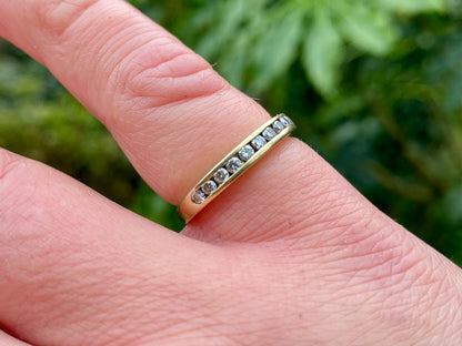 9ct Gold Eleven-Stone Diamond Ring