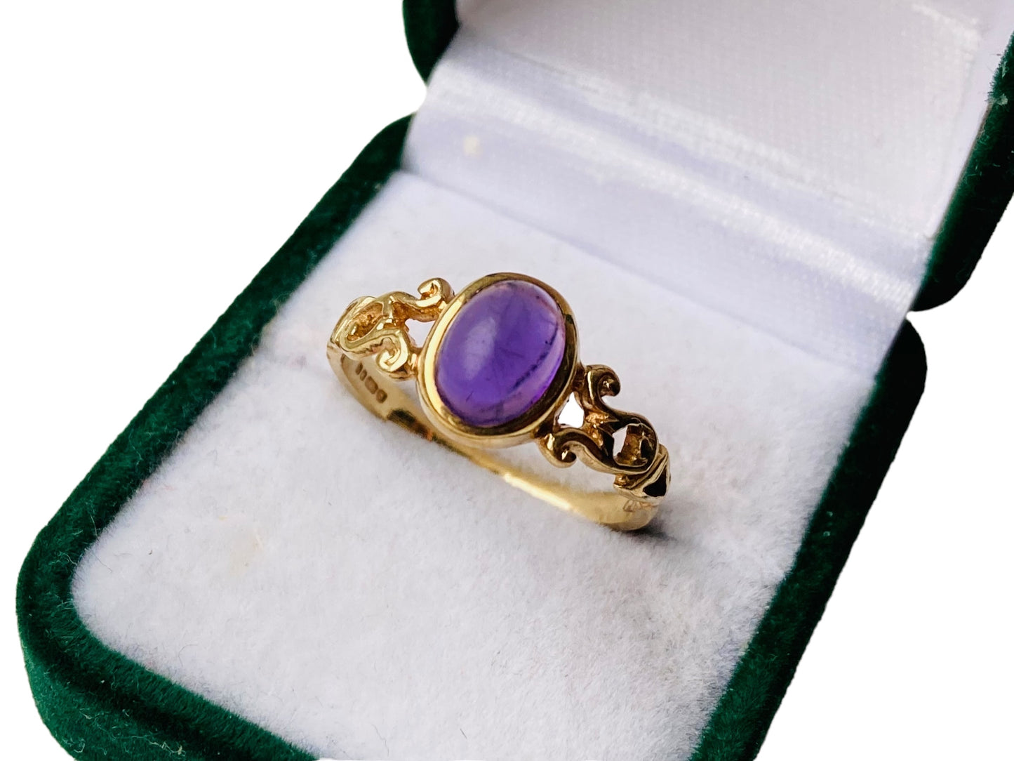 Vintage 9ct Gold Amethyst Ring