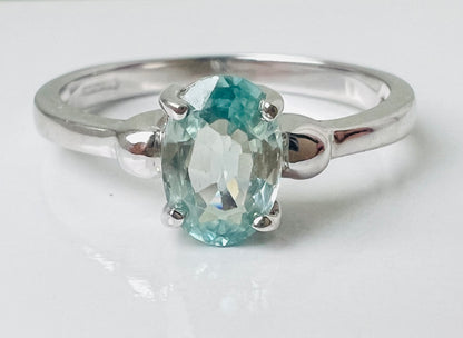 9ct Gold Topaz Ring