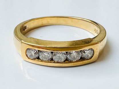 Vintage 18ct Gold Five-Stone Diamond Ring