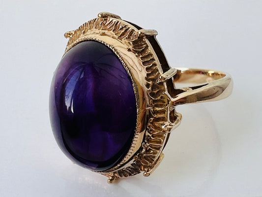 Vintage 9ct Gold Amethyst Ring