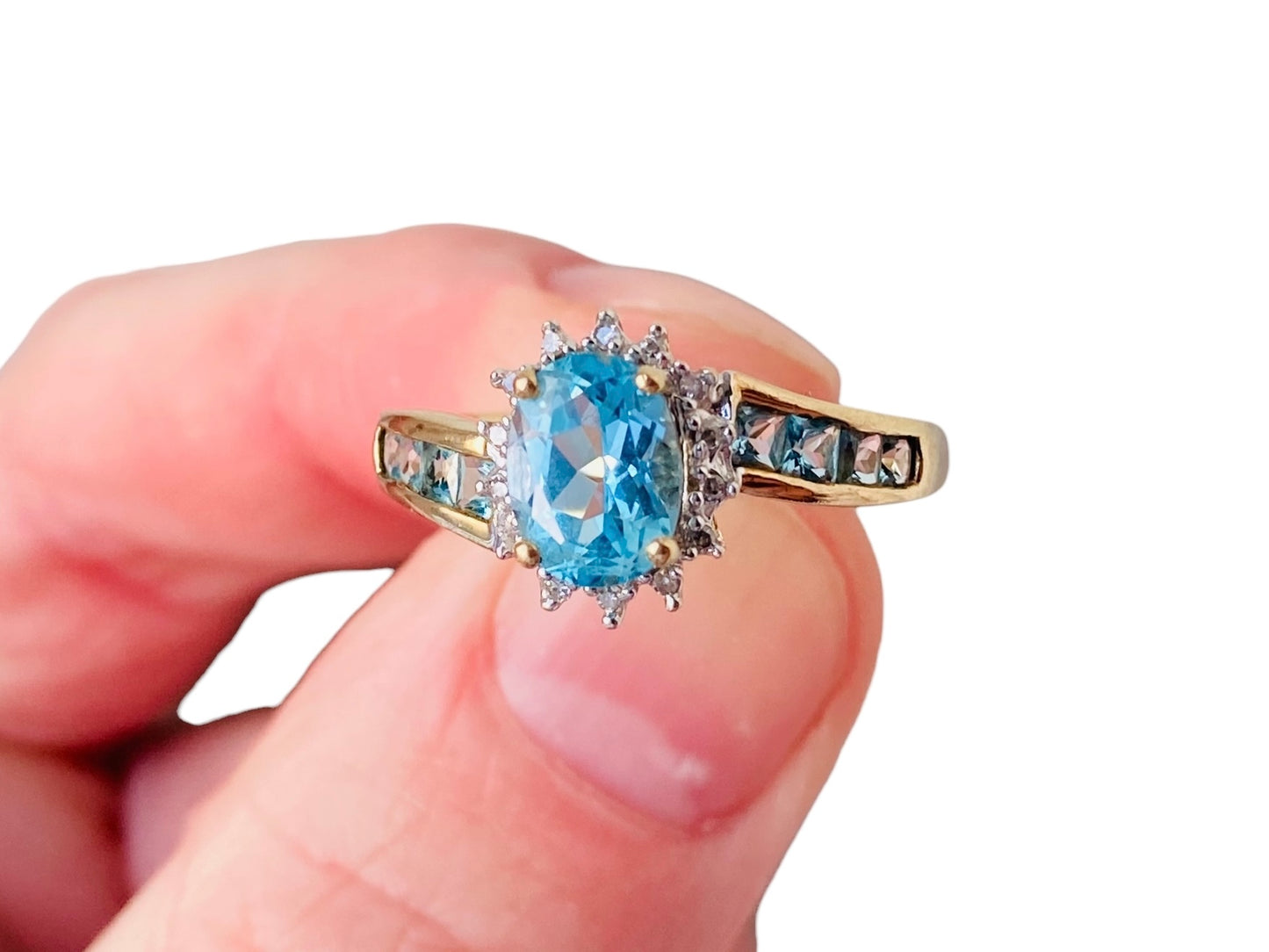 9ct Gold Topaz & Diamond Ring