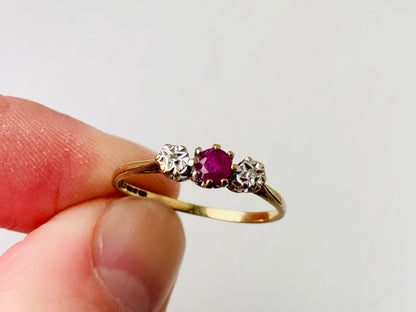 9ct Gold Ruby & Diamond Ring