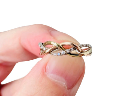 9ct Gold Diamond Ring