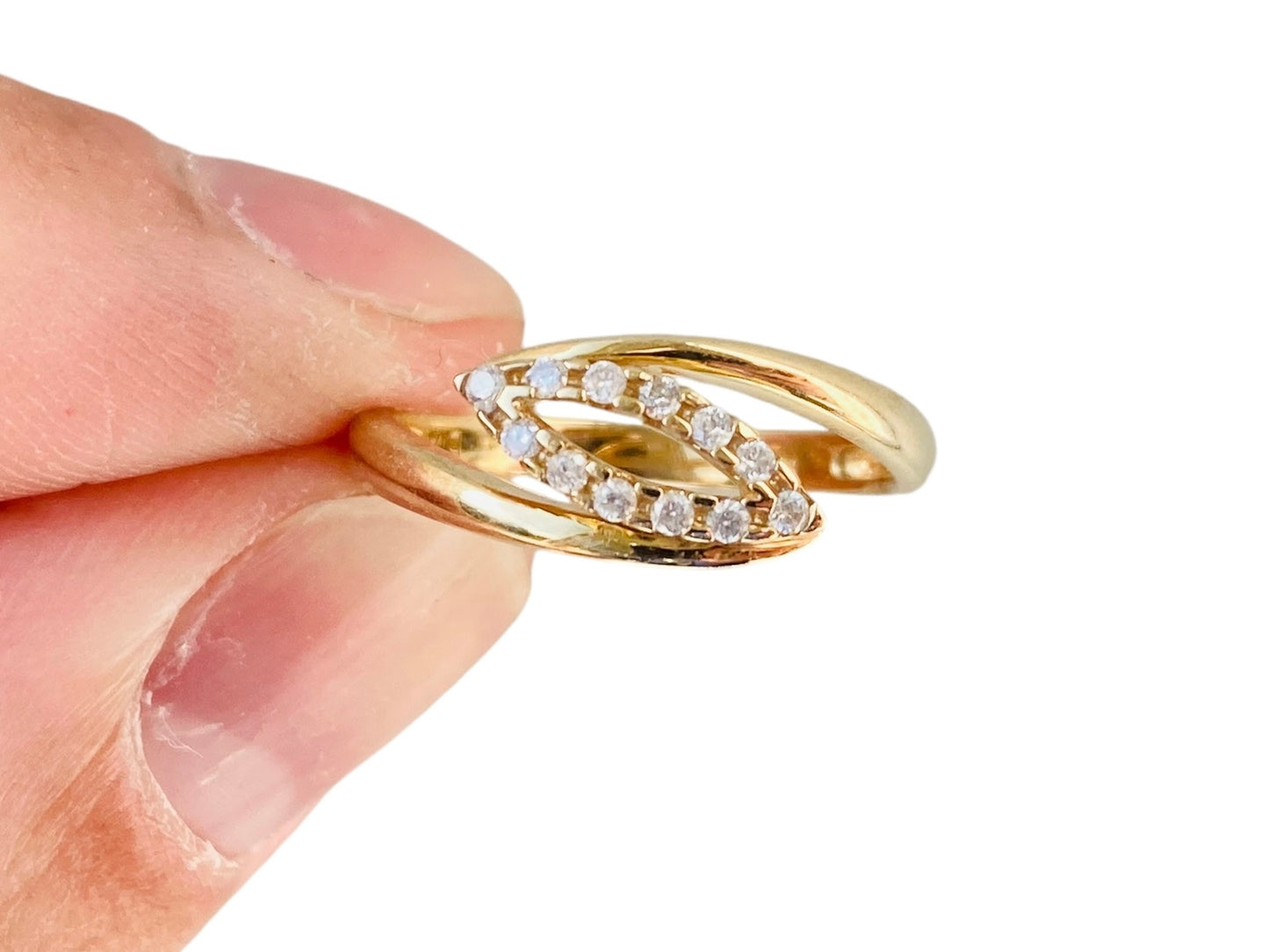 9ct Gold Diamond Ring