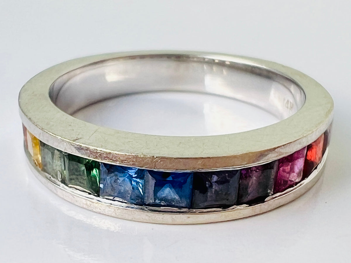 14ct Gold Rainbow Sapphire Ring