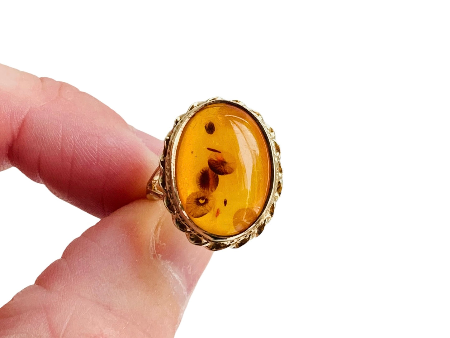 9ct Gold Amber Ring