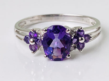 9ct Gold Amethyst & Diamond Ring