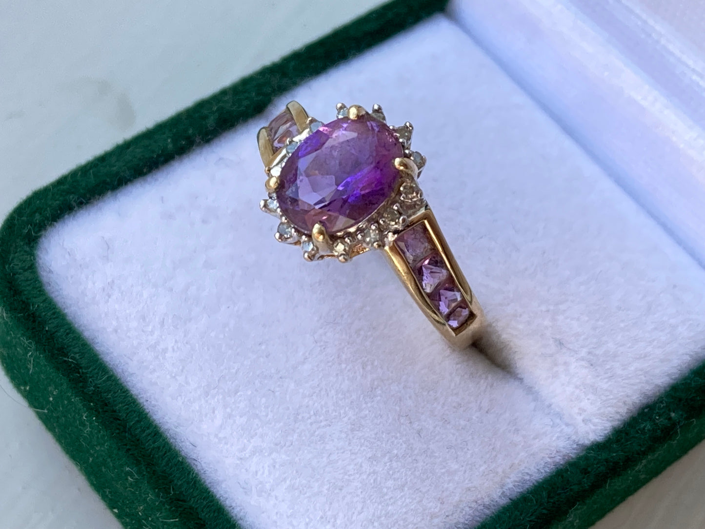 9ct Gold Amethyst & Diamond Ring