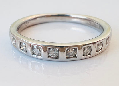 18ct Gold Diamond Ring