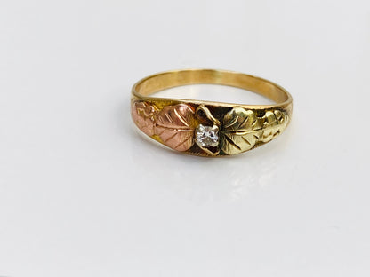 10ct Gold Diamond Grape & Leaf Ring