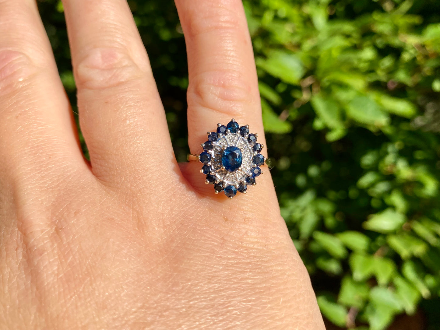 Vintage 9ct Gold Sapphire & Diamond Ring