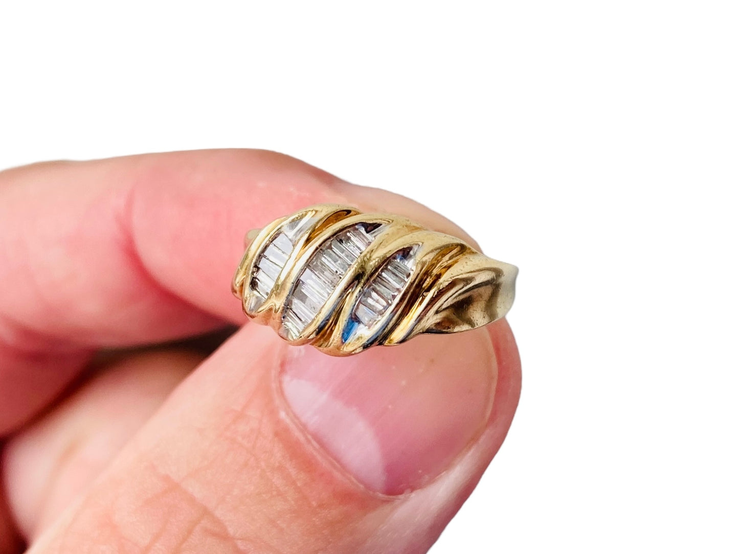 9ct Gold Diamond Ring