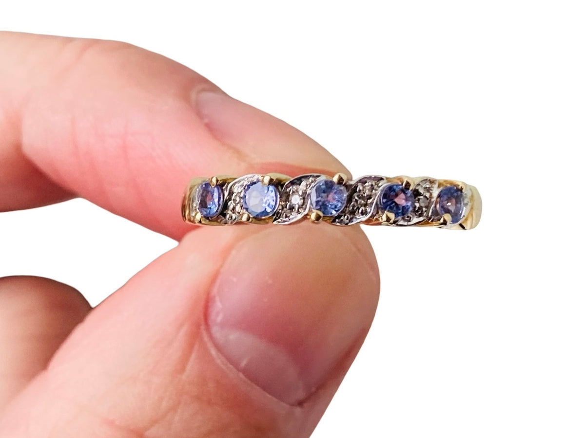 9ct Gold Tanzanite & Diamond Ring