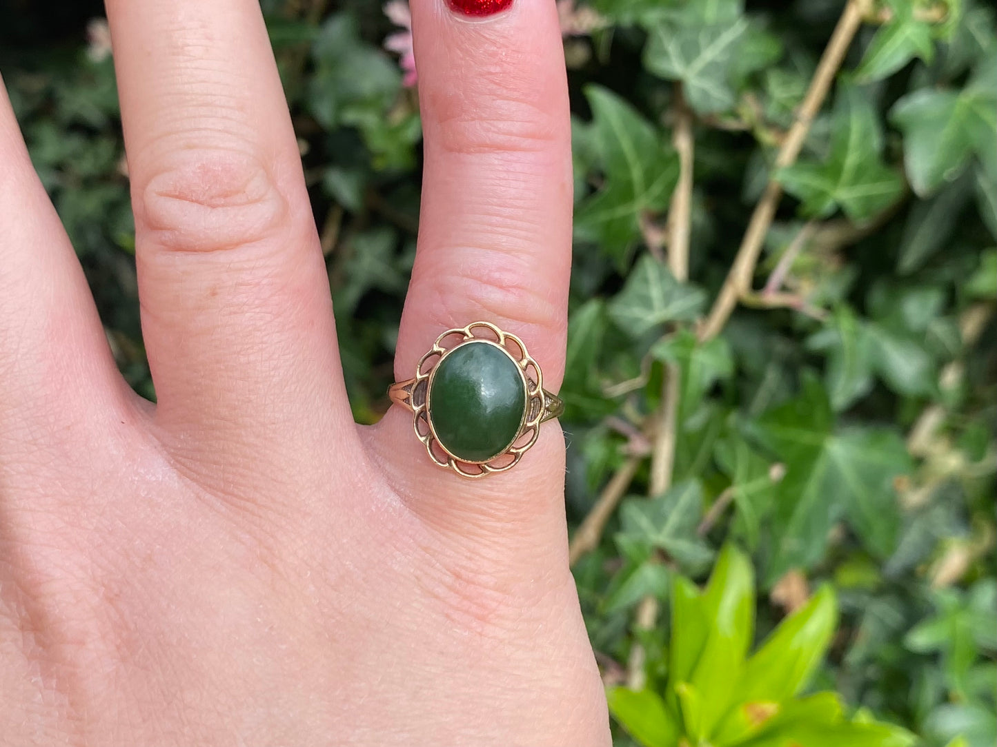 Vintage 9ct Gold Jade Ring