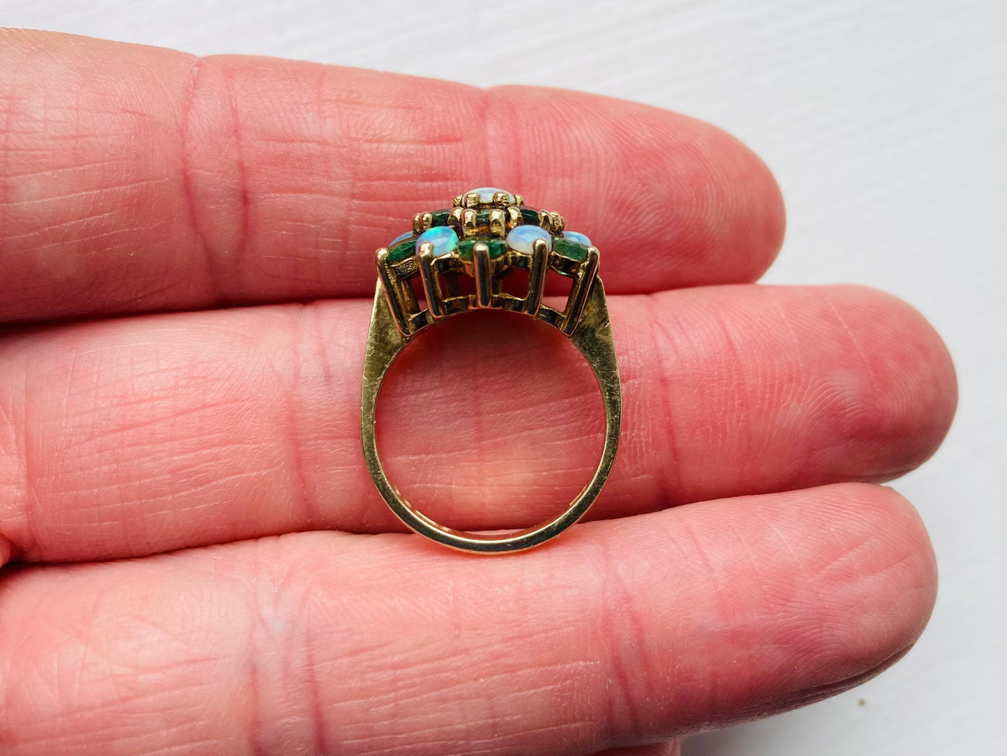 Vintage 9ct Gold Emerald & Opal Ring