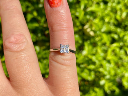 9ct Gold Four-Stone Diamond Ring