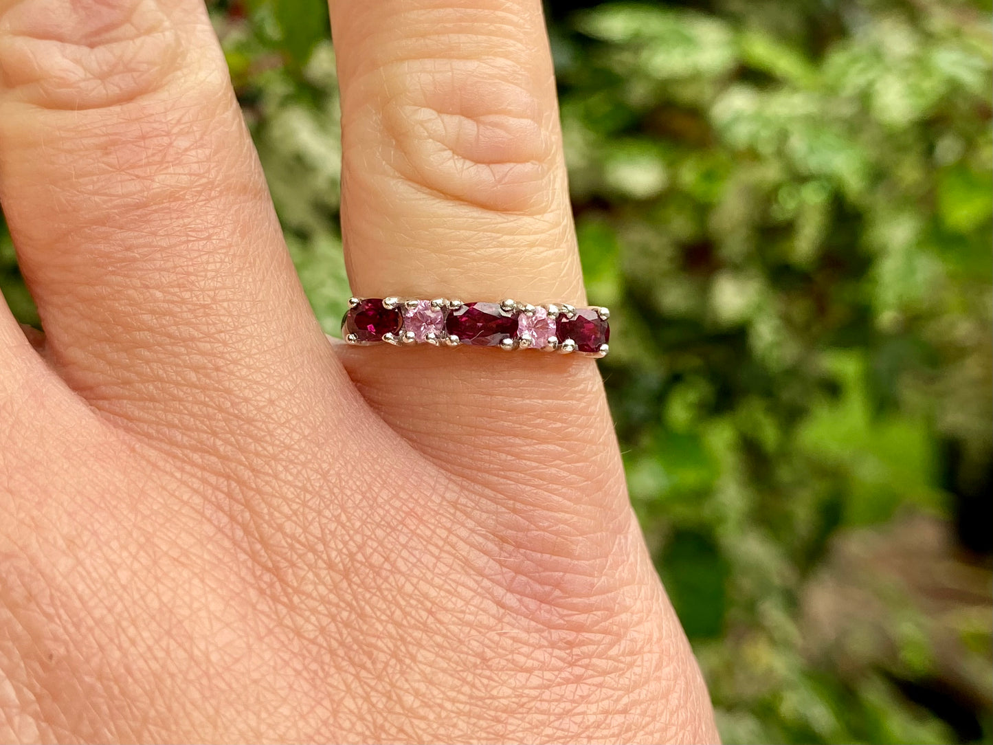 9ct Gold Pink Sapphire & Rhodolite Garnet Ring