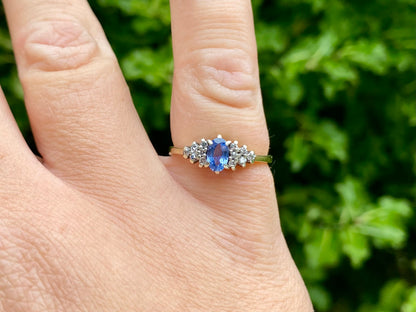 Vintage 9ct Gold Sapphire & Diamond Ring