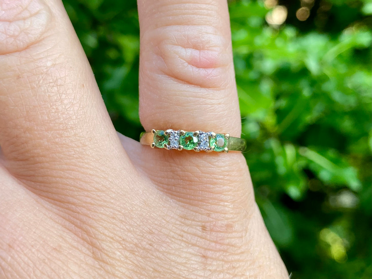 9ct Gold Tsavorite Garnet & Diamond Ring