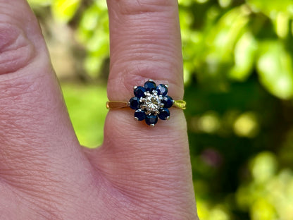 Vintage 18ct Gold Sapphire & Diamond Ring