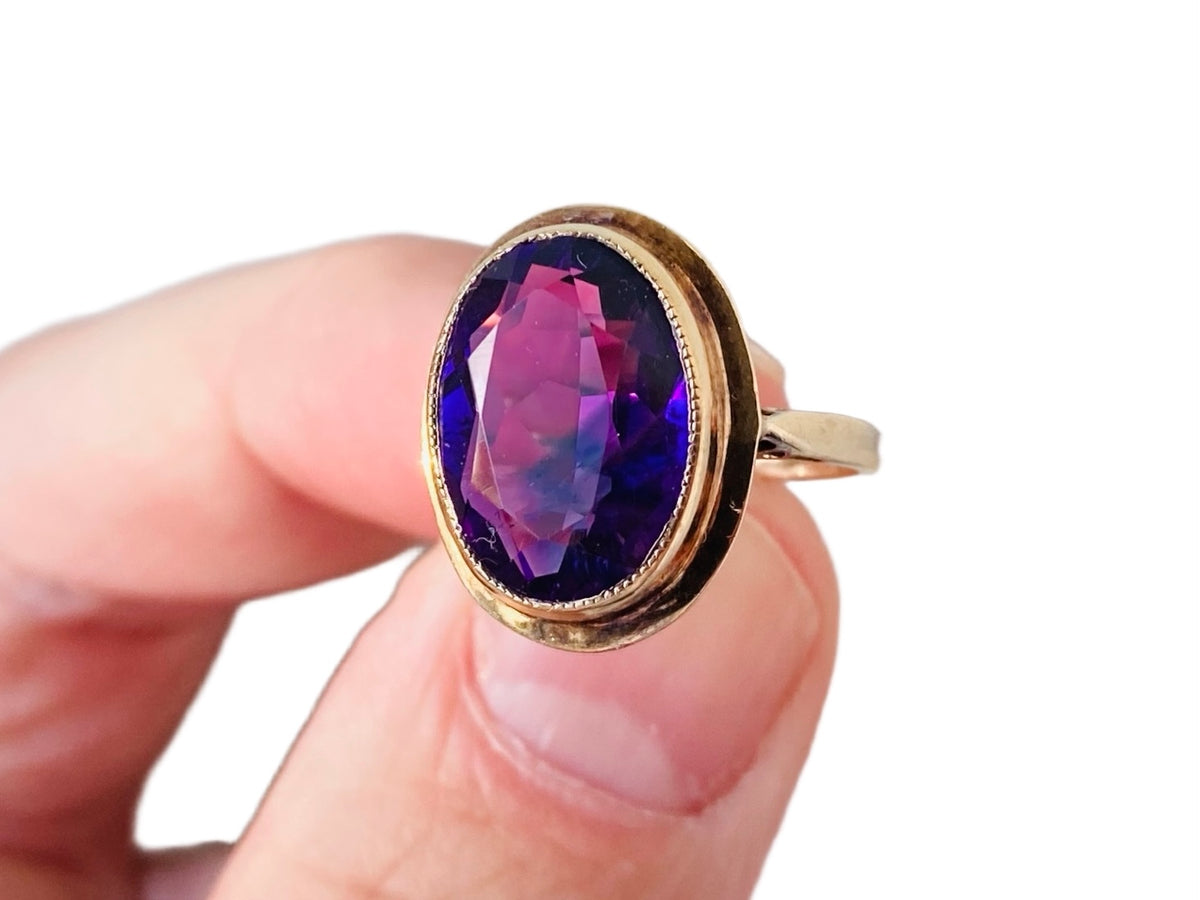 Vintage 9ct Gold Amethyst Ring