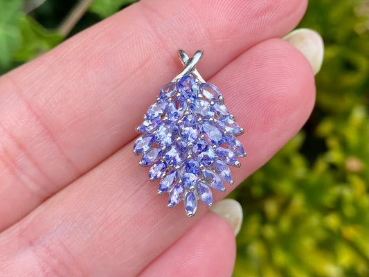 9ct Gold Tanzanite Pendant