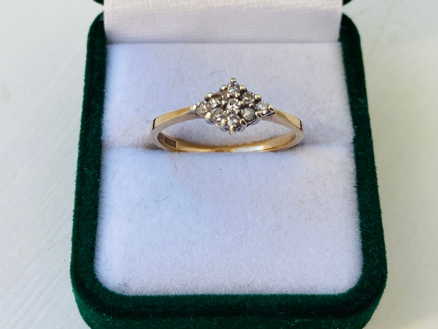 9ct Gold Diamond Ring