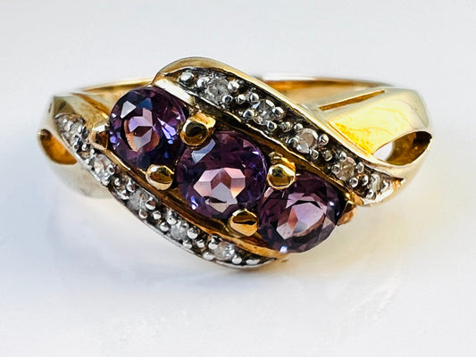 9ct Gold Amethyst & Diamond Ring