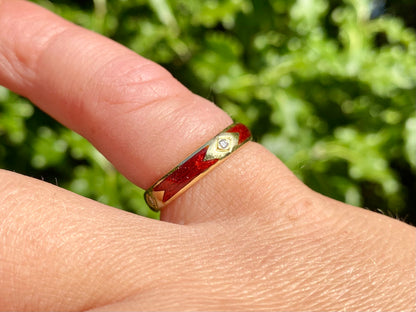 Vintage 18ct Gold Enamel Diamond  Band Ring