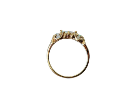 Vintage 9ct Gold Opal Ring