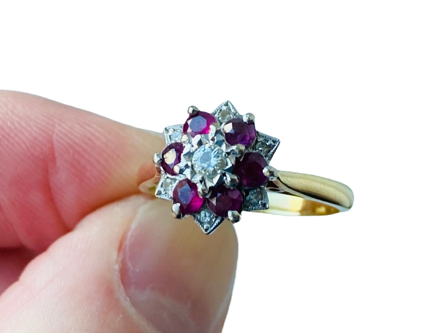 Vintage 18ct Gold Ruby & Diamond Ring