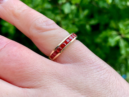 9ct Gold Red Sapphire Ring
