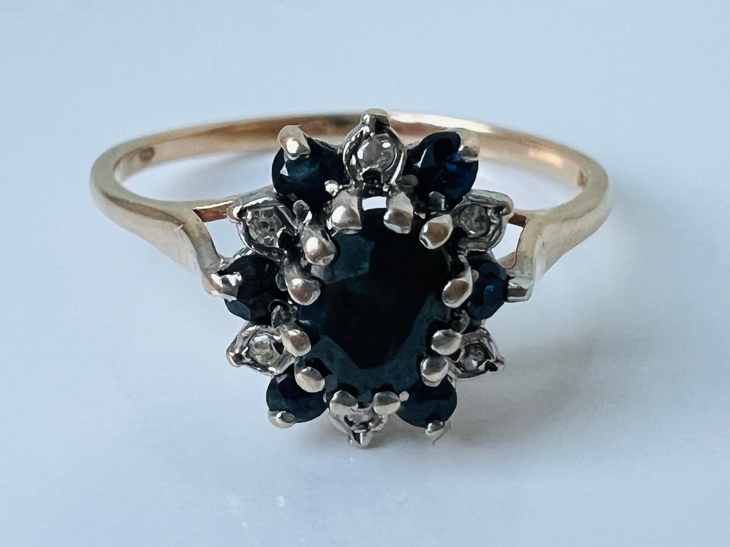 Vintage 9ct Gold Sapphire & Diamond Ring