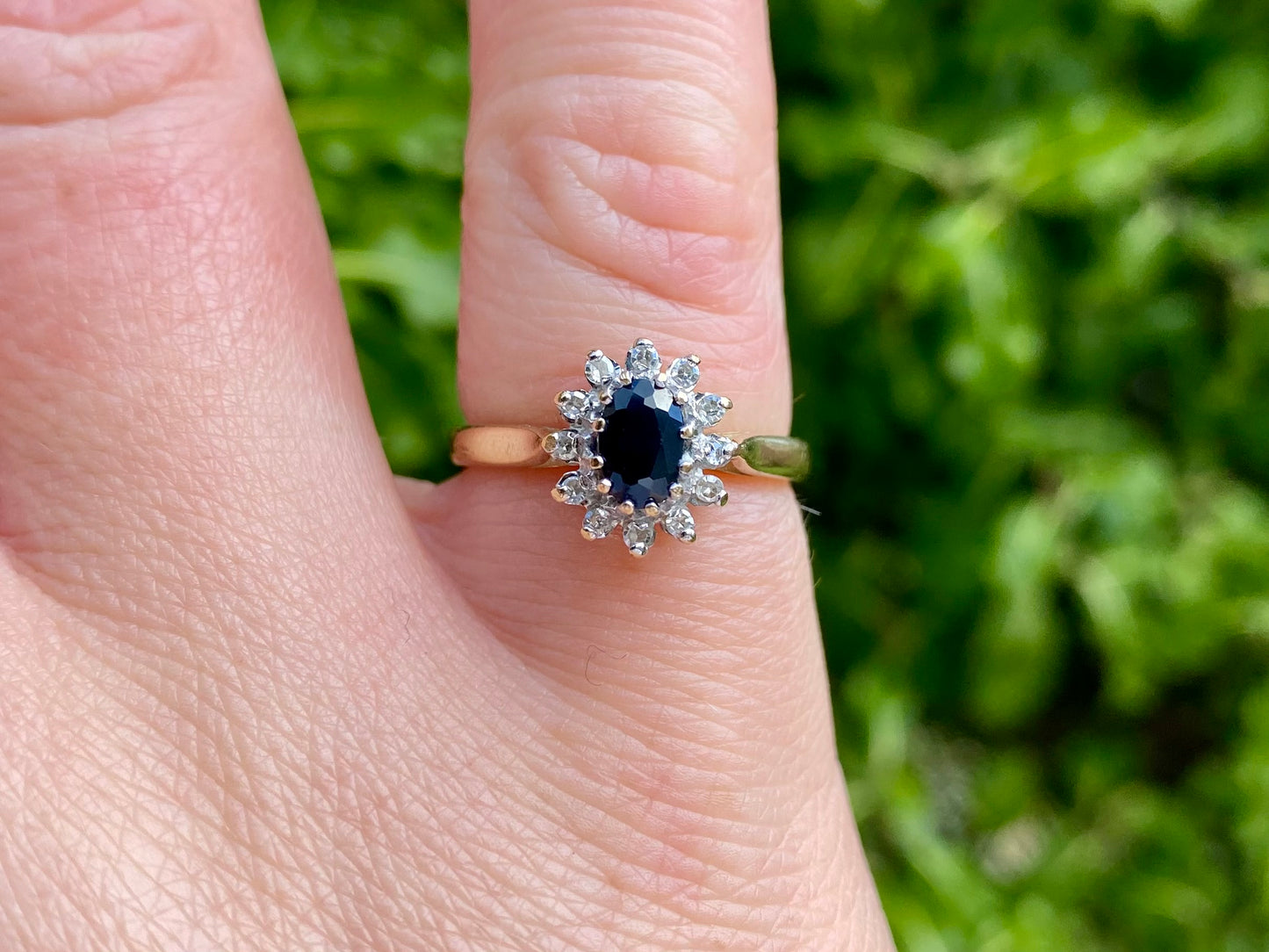 9ct Gold Sapphire & Diamond Ring