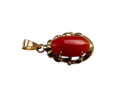 18ct Gold Coral Pendant