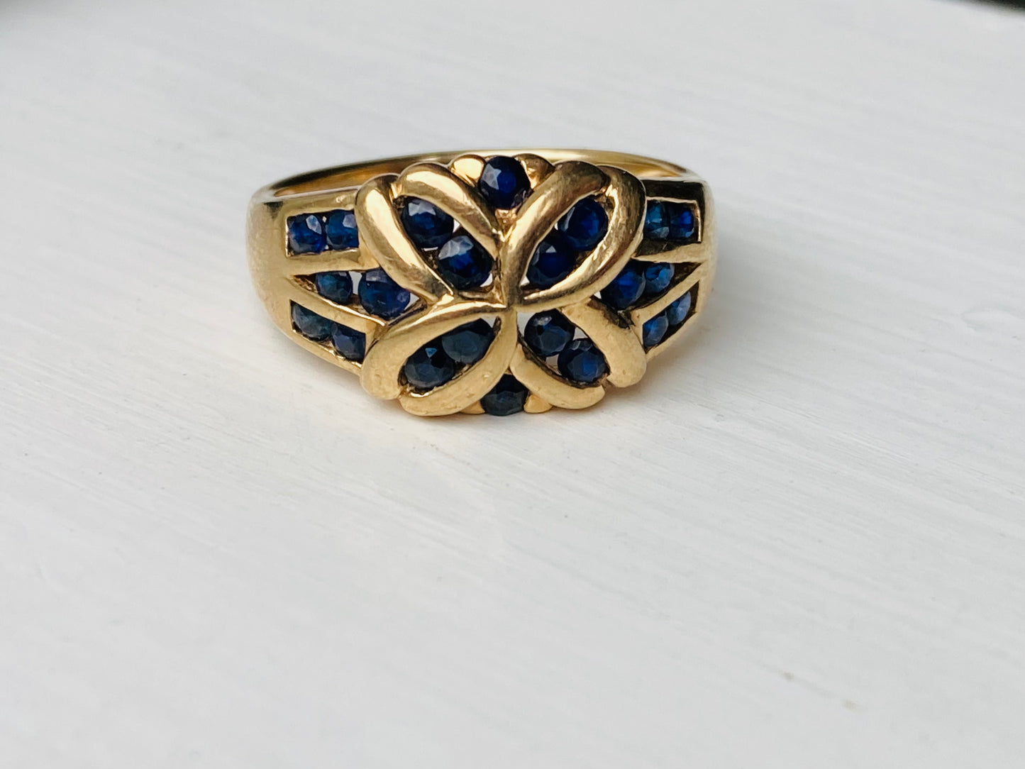 9ct Gold Sapphire Ring