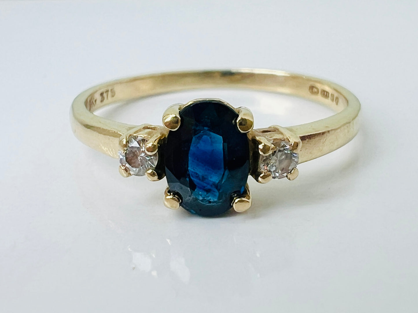 9ct Gold Sapphire & Diamond Ring