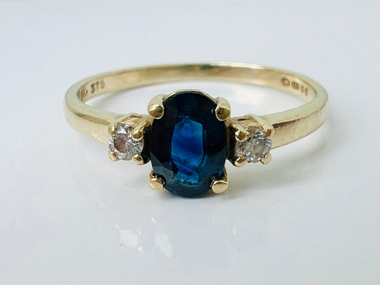 9ct Gold Sapphire & Diamond Ring