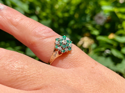 9ct Gold Emerald & Diamond Ring