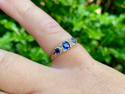 Vintage 9ct Gold Sapphire & Diamond Ring