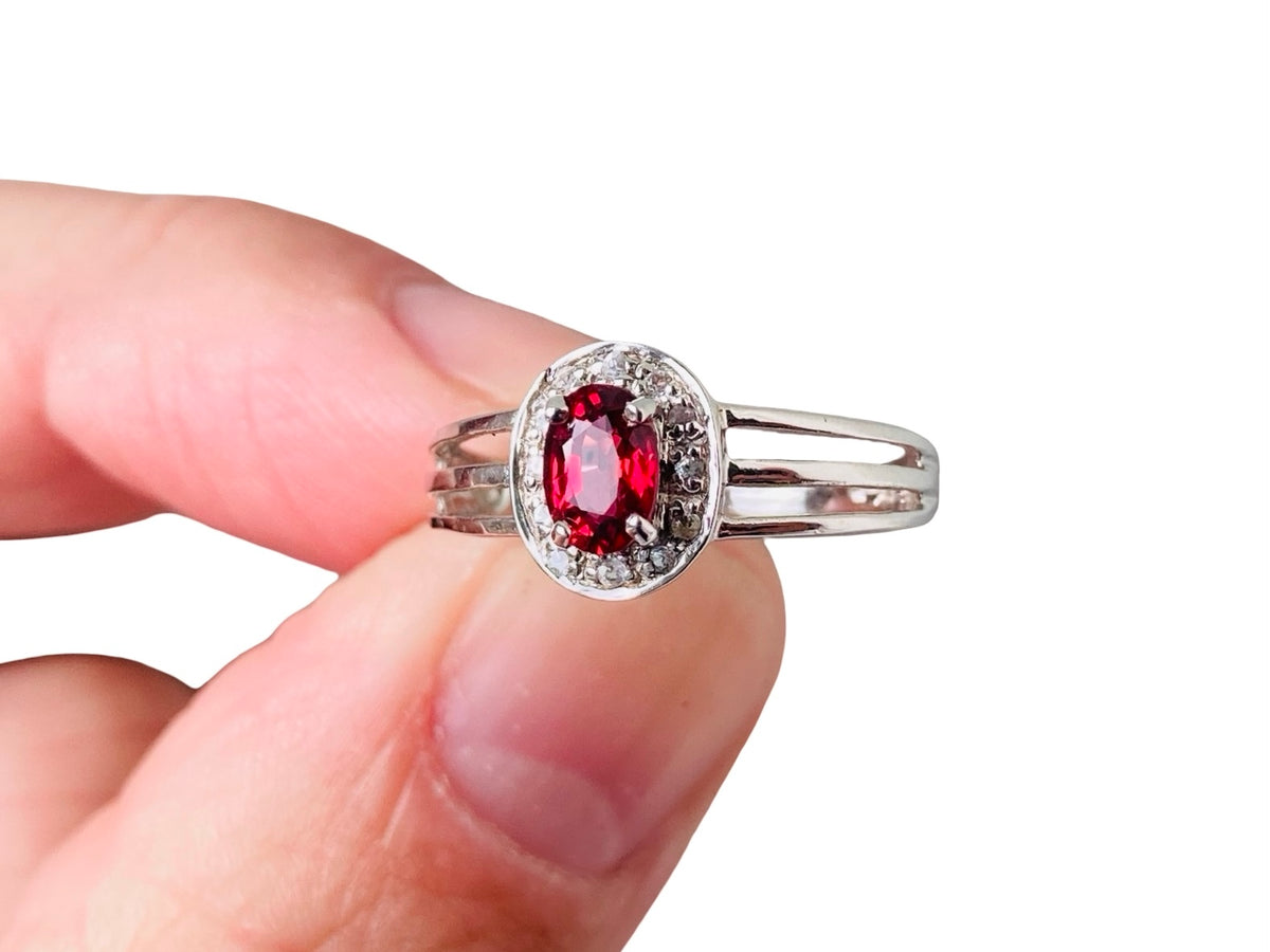 9ct Gold Ruby & Diamond Ring