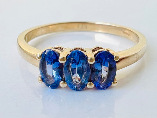 9ct Gold Tanzanite Ring