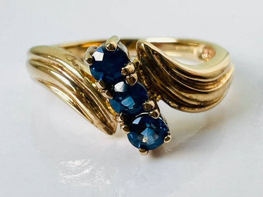 9ct Gold Sapphire Ring