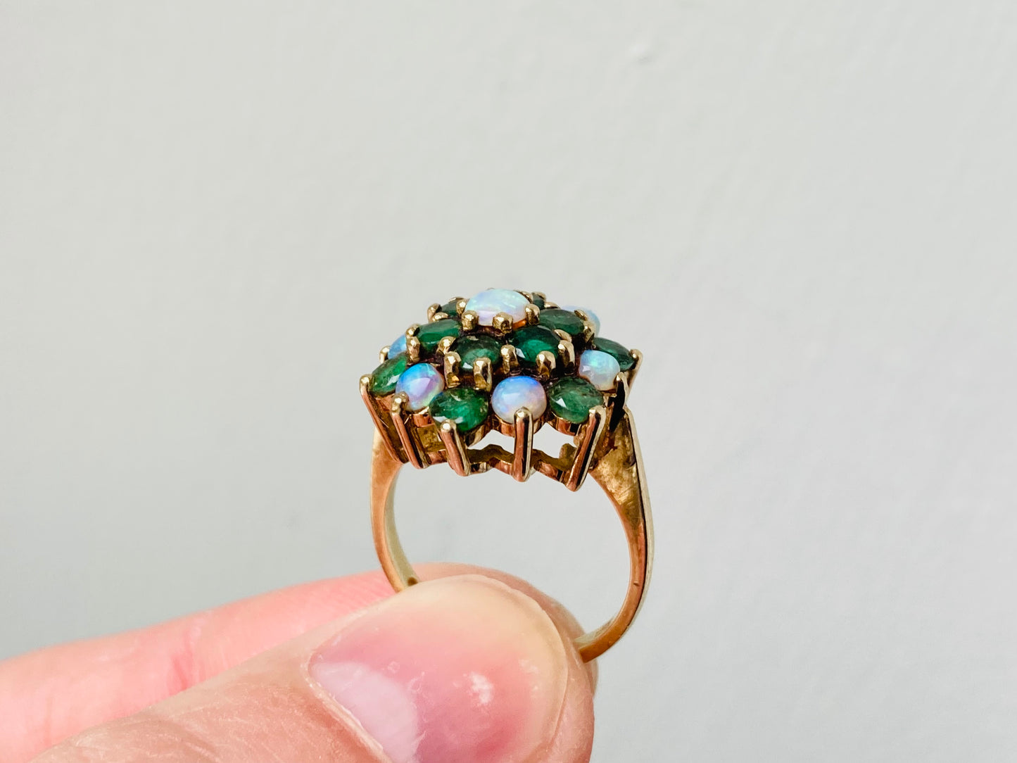 Vintage 9ct Gold Emerald & Opal Ring